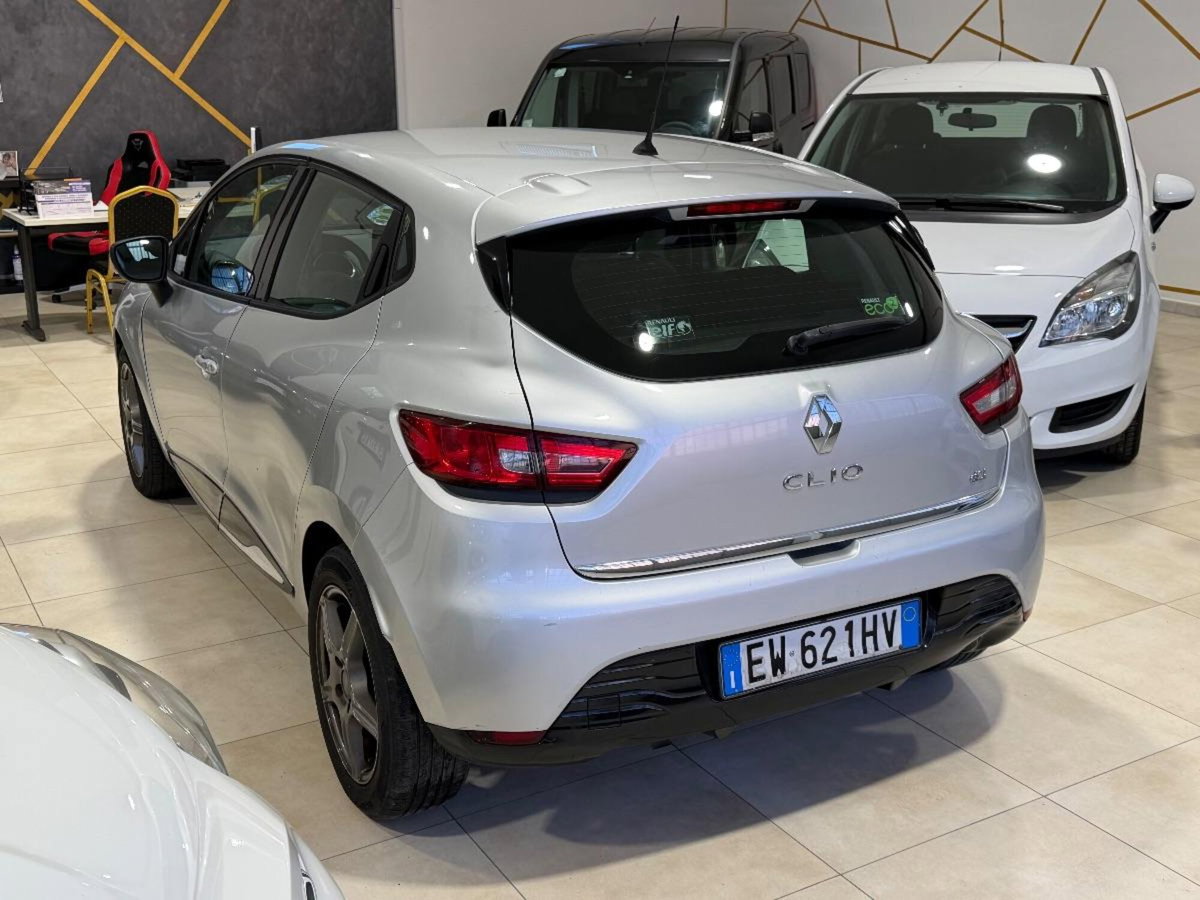 Renault Clio 1.5 dCi 8V 90CV EDC 5 porte Energy (6)