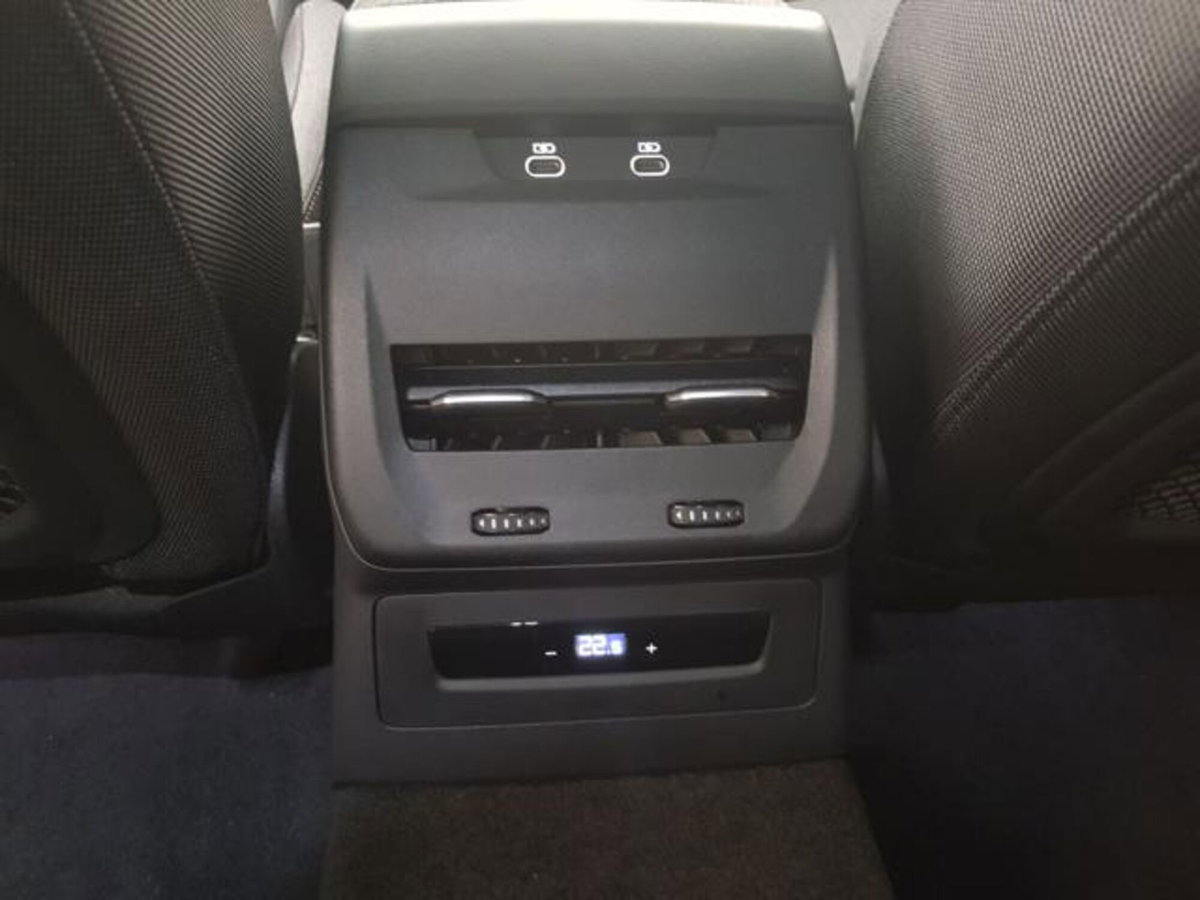 Audi A5 Avant 2.0 tdi mhev+ S line edition 204cv s-tronic (18)