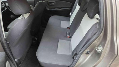 Toyota Yaris 1.5 Hybrid 5 porte Cool (11)