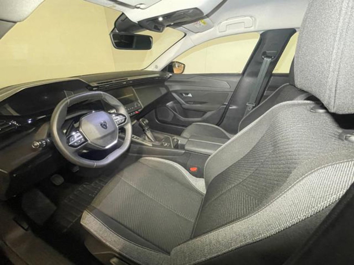 Peugeot 308 SW PureTech Turbo 130 S&S Active Pack (14)