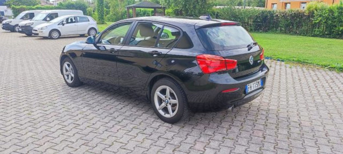 BMW Serie 1 116d 2.0 116CV cat 5 porte Attiva DPF (3)