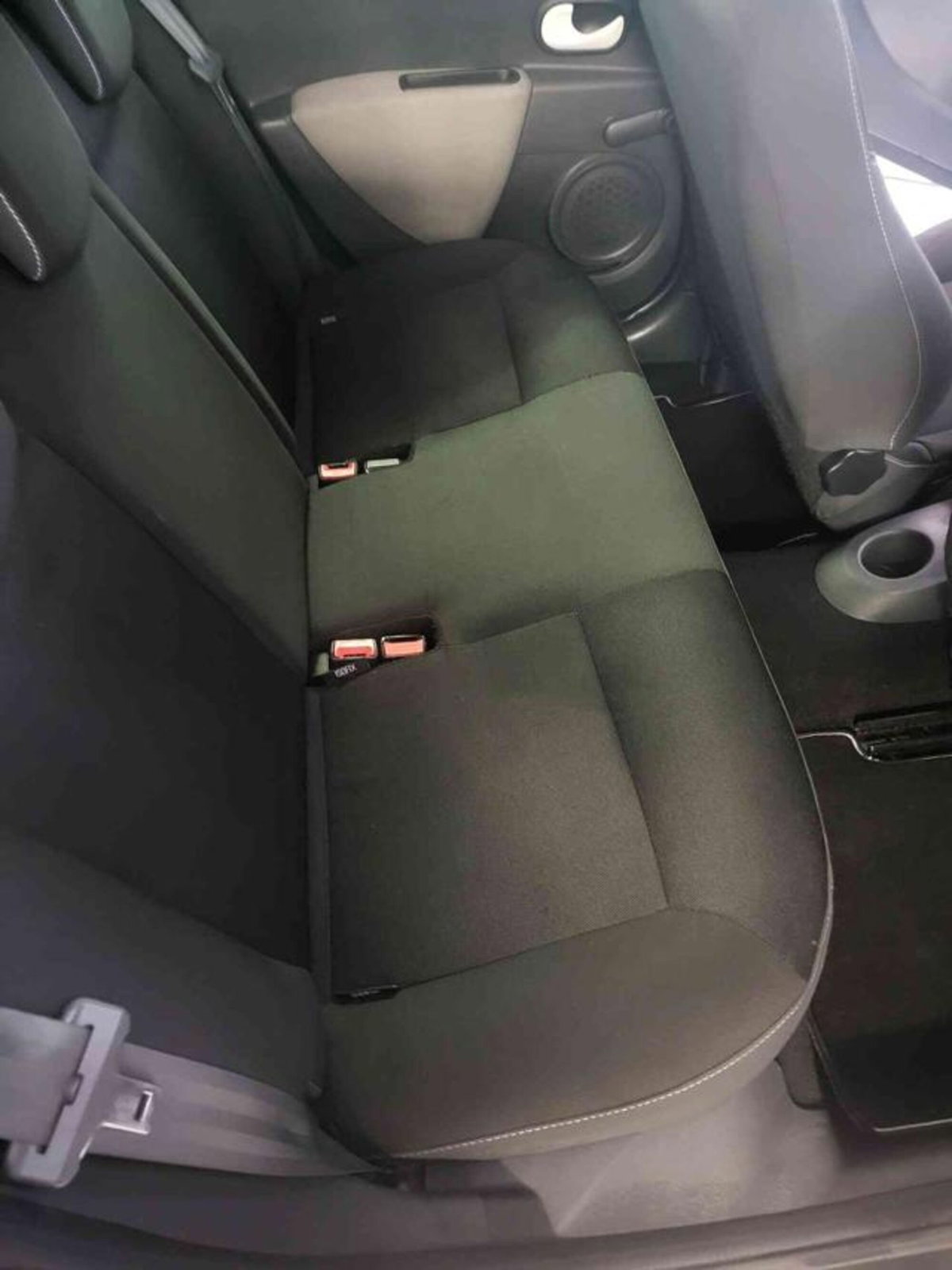 Renault Clio 1.2 16V 5 porte Dynamique (12)