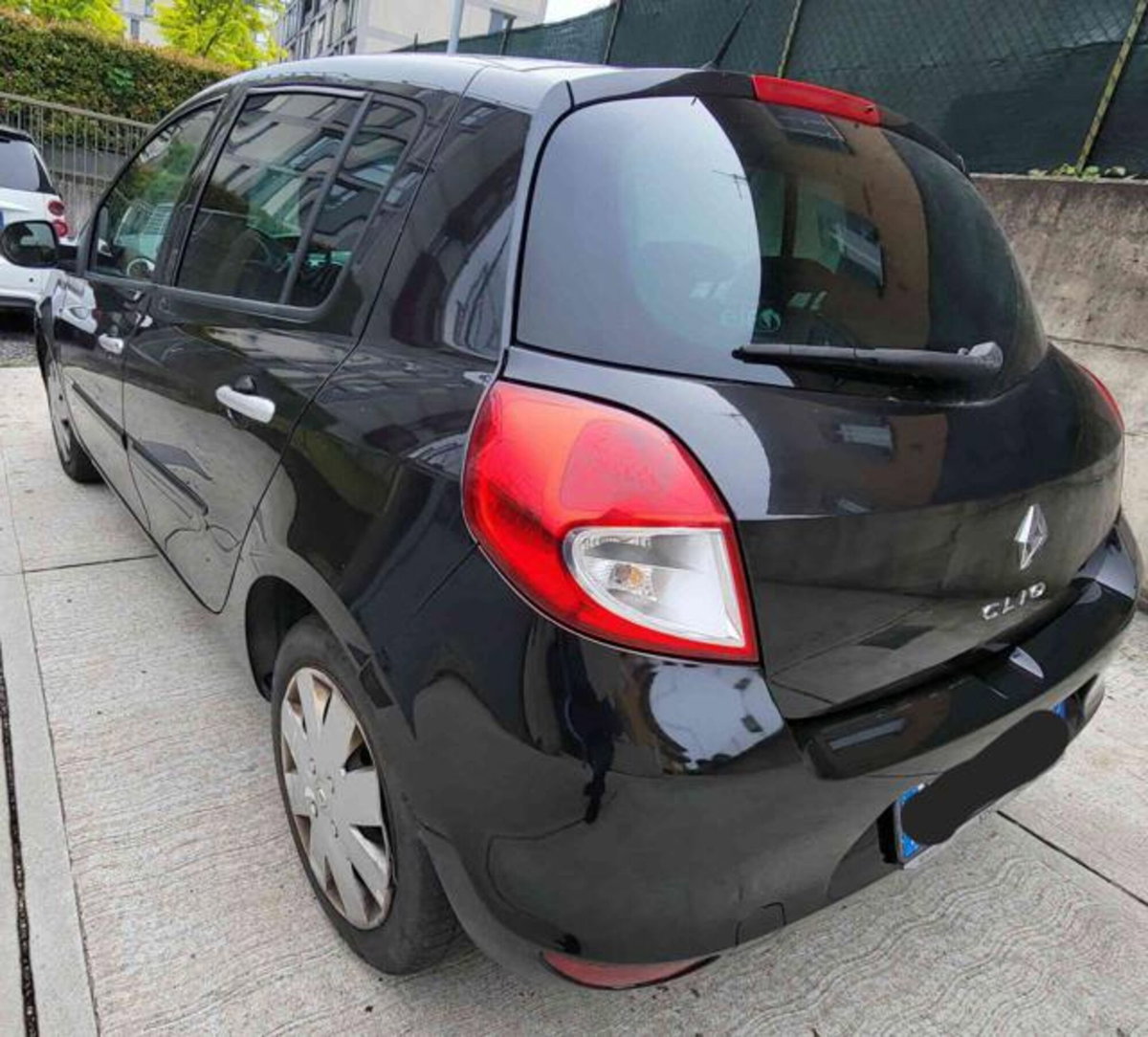 Renault Clio 1.2 16V 5 porte Dynamique (5)