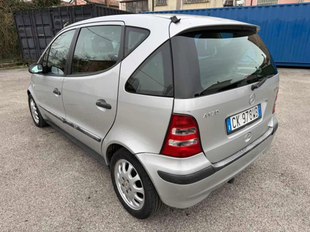 Mercedes-Benz Classe A 170 CDI cat Avantgarde Lunga (5)
