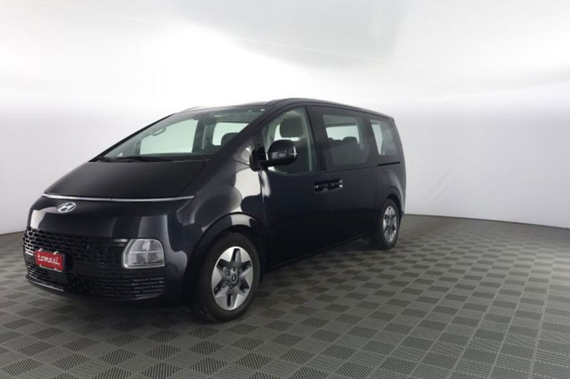 Hyundai Staria 2.2 2wd auto