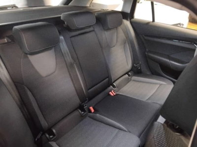 Skoda Octavia Station Wagon 2.0 TDI EVO SCR DSG Wagon Executive (11)