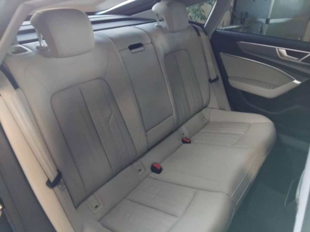 Audi A7 Sportback 40 2.0 TDI S tronic Business Plus (10)