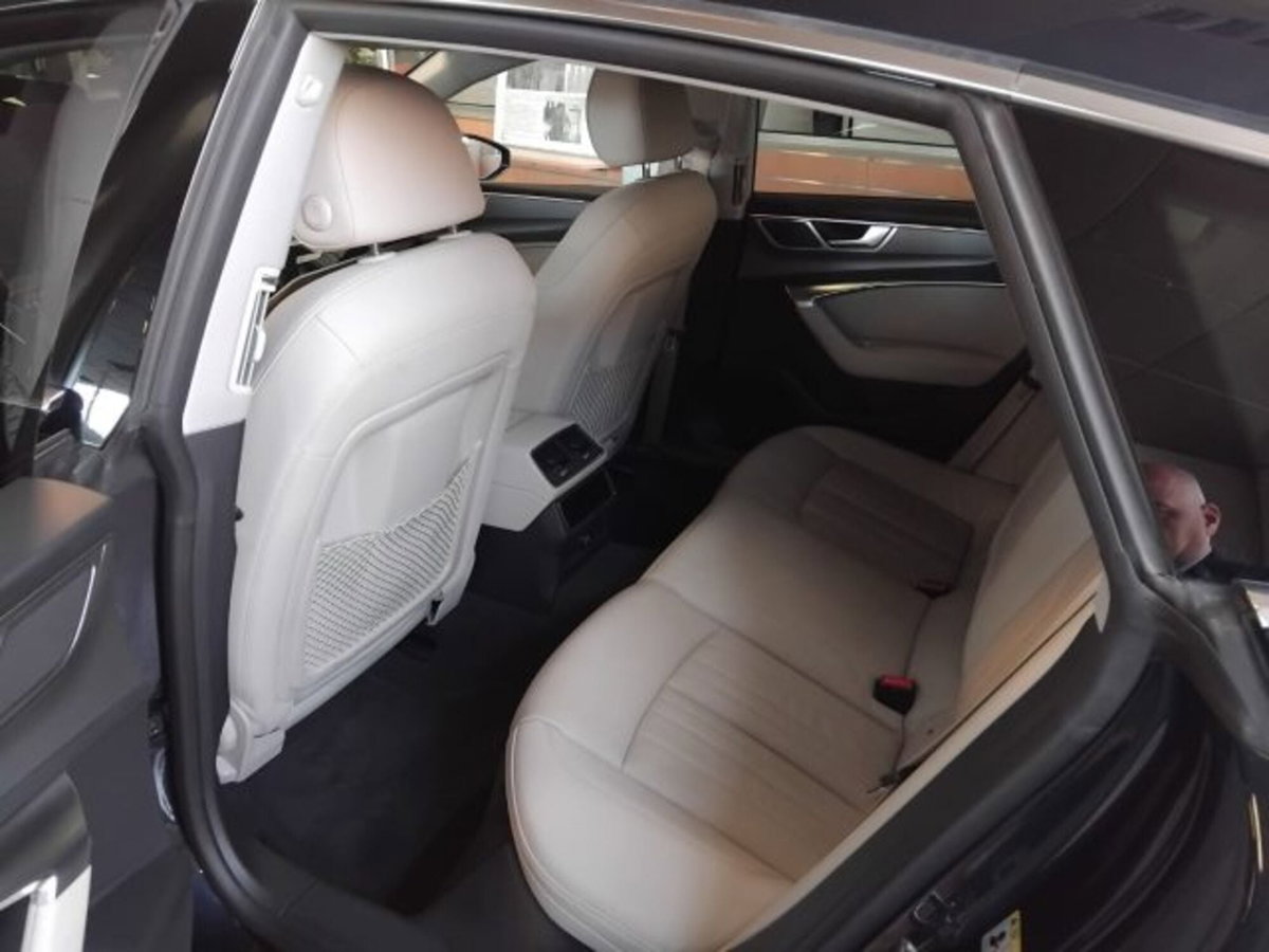 Audi A7 Sportback 40 2.0 TDI S tronic Business Plus (7)