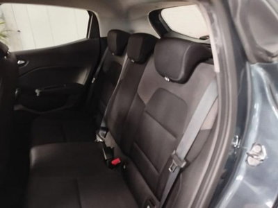 Renault Clio 1.0 tce Techno Gpl 100cv (10)