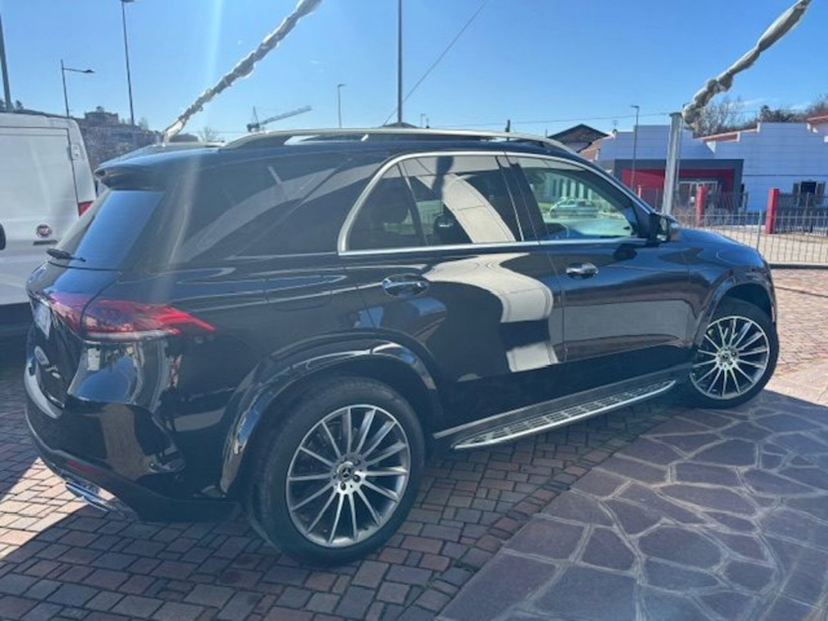 Mercedes-Benz GLE SUV 300 d 4Matic Premium Plus (4)