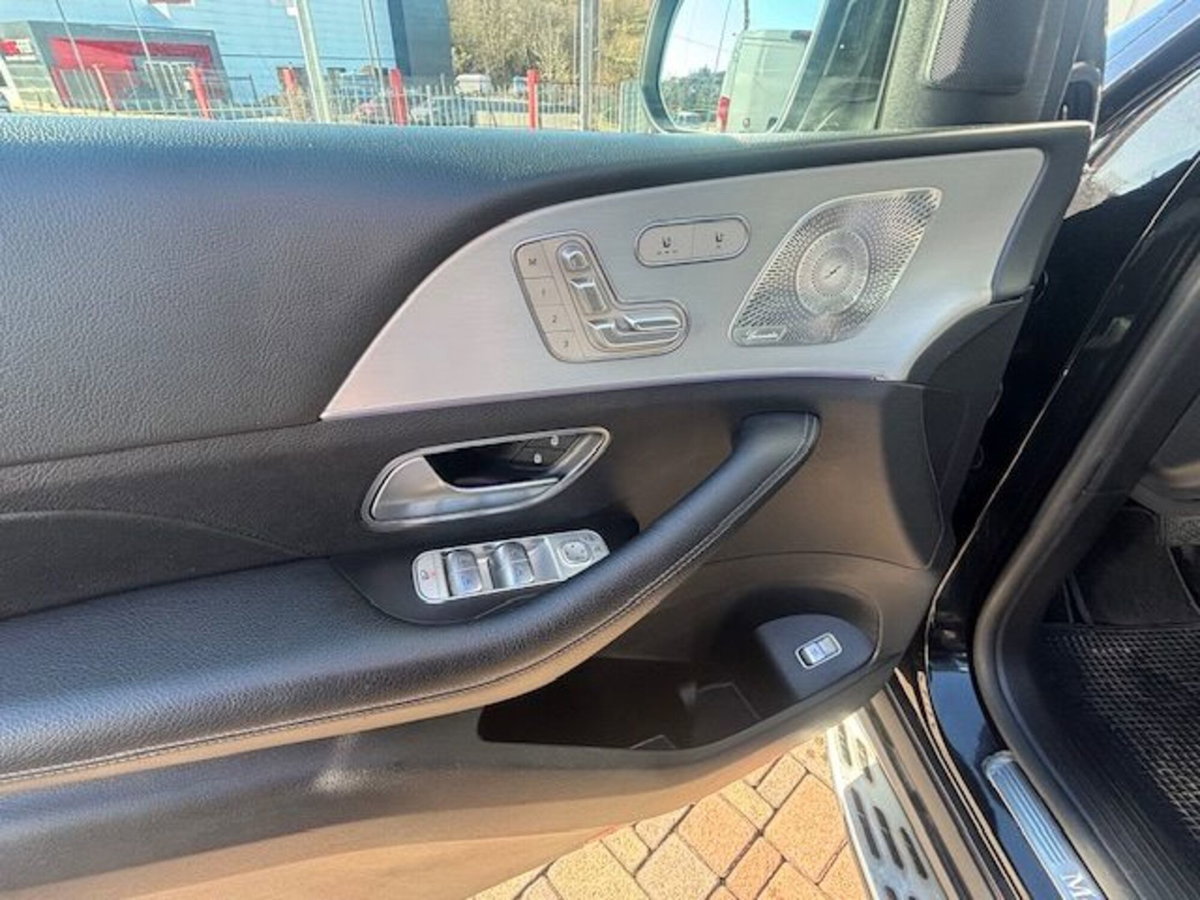 Mercedes-Benz GLE SUV 300 d 4Matic Premium Plus (9)