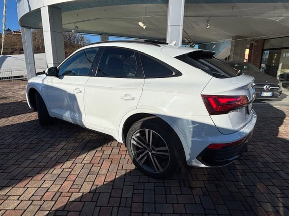 Audi Q5 40 TDI 204 CV quattro S tronic S line plus (6)