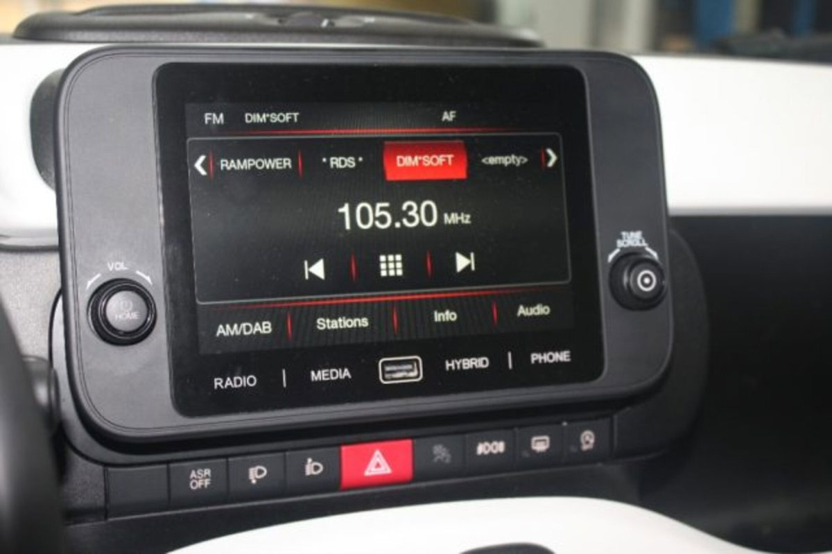 Fiat Panda 1.0 firefly hybrid s&s 70cv 5p.ti (12)