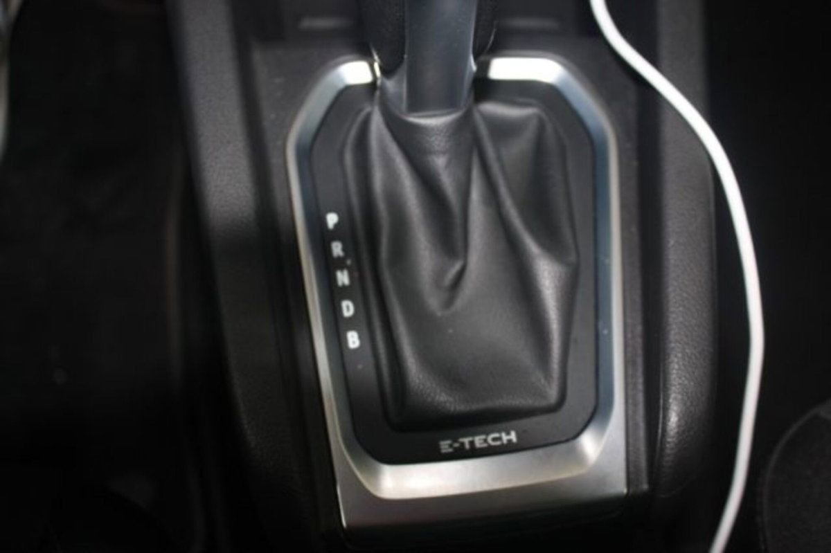 Renault Clio Full Hybrid E-Tech 140 CV 5 porte Zen (15)