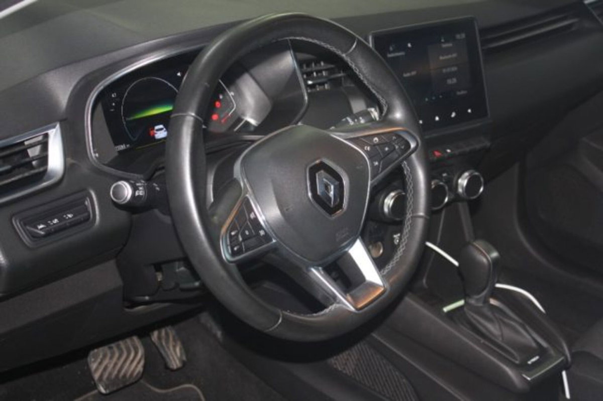 Renault Clio Full Hybrid E-Tech 140 CV 5 porte Zen (9)