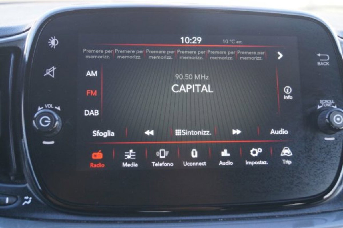 Fiat 500 1.0 Hybrid Club (10)