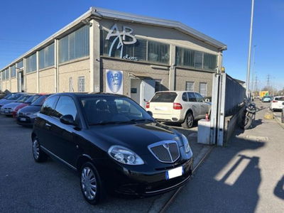 Lancia Ypsilon 1.2 69 CV Argento usata