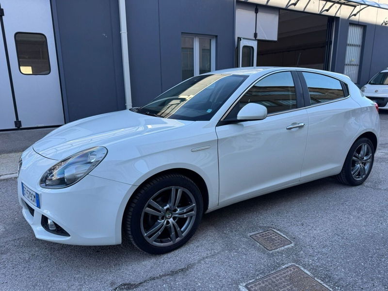 Alfa Romeo Giulietta 1.6 JTDm-2 Distinctive