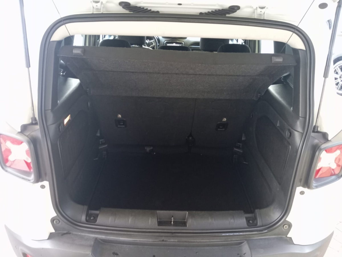Jeep Renegade 1.6 Mjt 130 CV Limited (18)