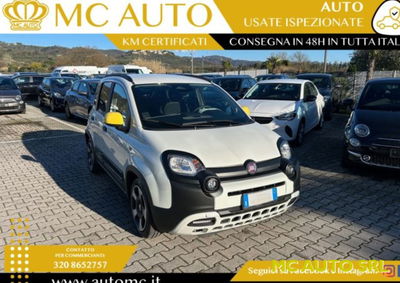 Fiat Panda Cross 1.0 firefly hybrid Cross s&s 70cv 5p.ti usata