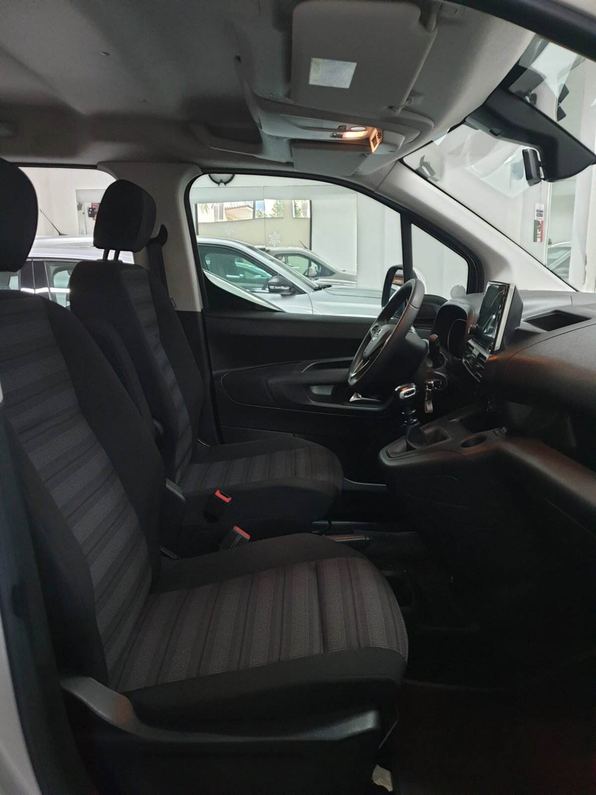 Opel Combo Life 1.5D 130 CV S&S MT6 Advance XL (10)