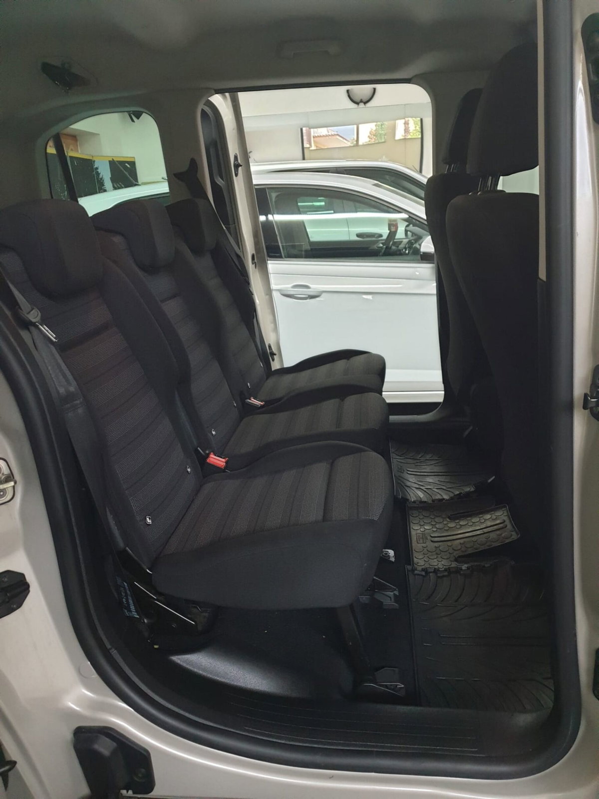 Opel Combo Life 1.5D 130 CV S&S MT6 Advance XL (11)