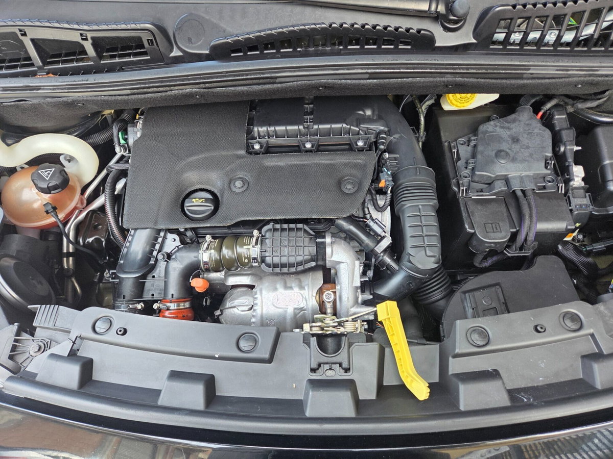 Citroen C3 Picasso BlueHDi 100 Exclusive (19)
