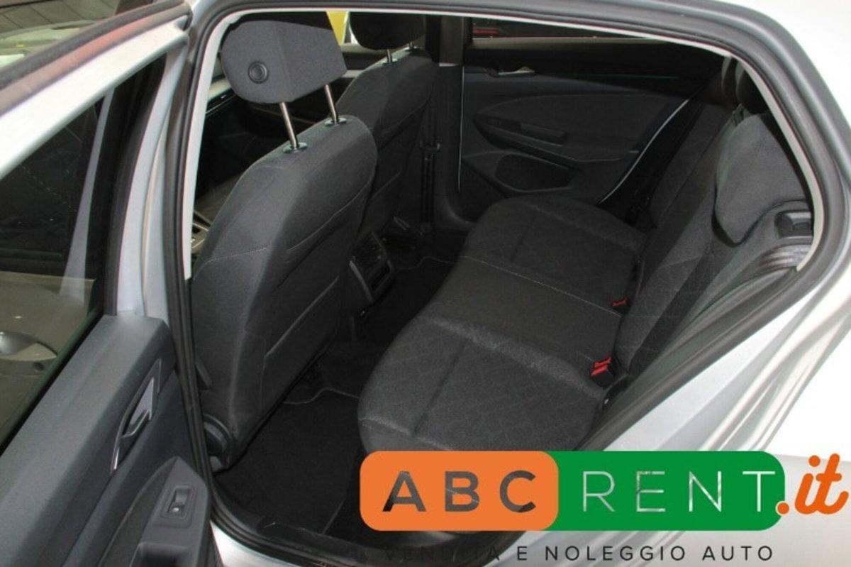 Volkswagen Golf 2.0 TDI 150 CV DSG SCR Life (10)