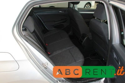 Volkswagen Golf 2.0 TDI 150 CV DSG SCR Life (12)