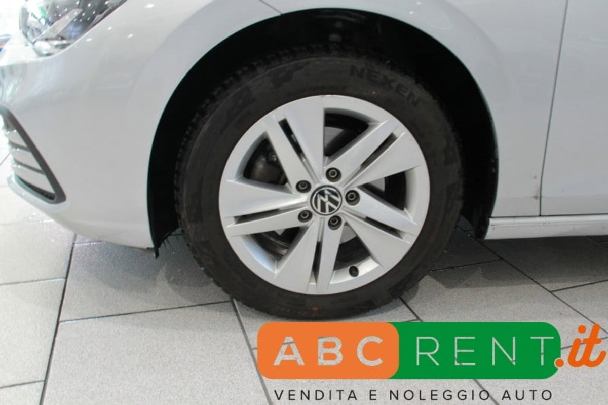 Volkswagen Golf 2.0 TDI 150 CV DSG SCR Life (2)