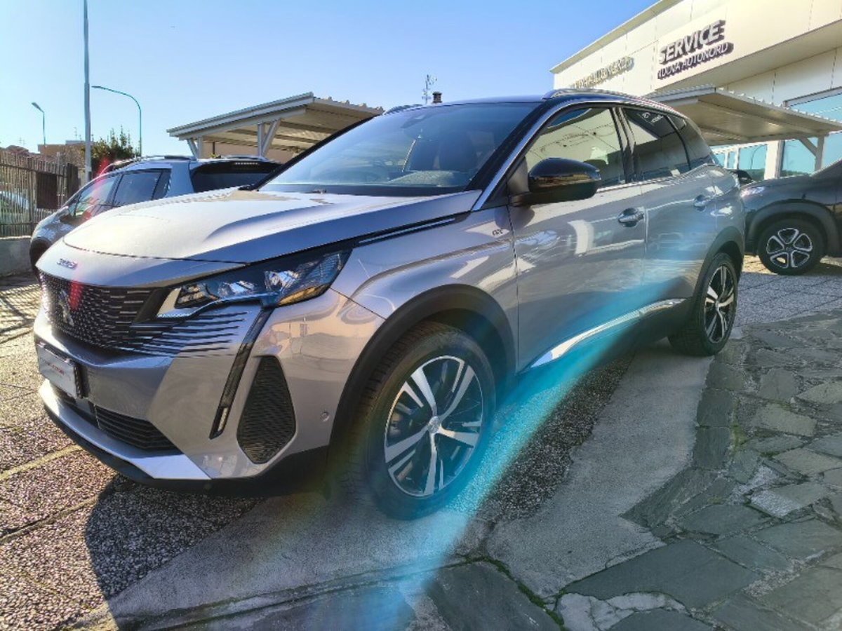 Peugeot 3008 BlueHDi 130 S&S EAT8 GT (2)