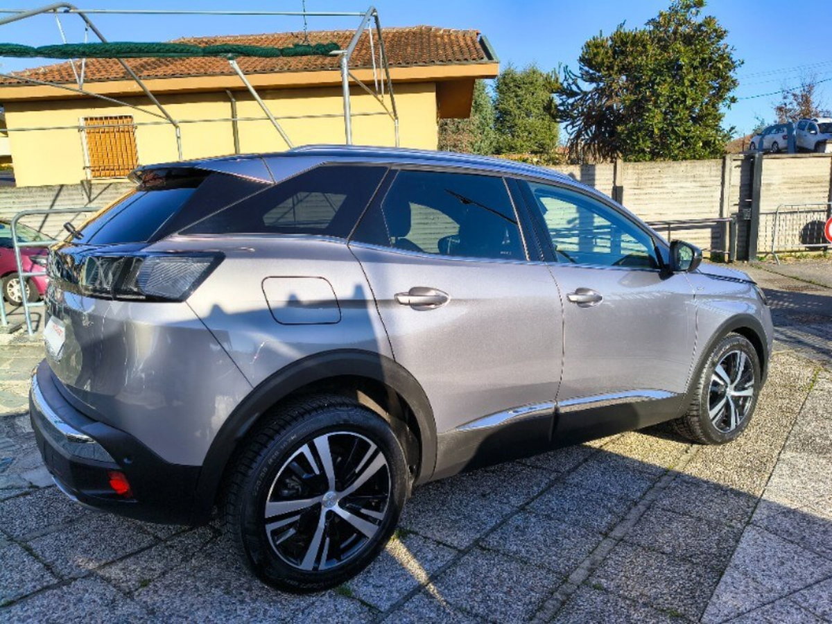 Peugeot 3008 BlueHDi 130 S&S EAT8 GT (4)