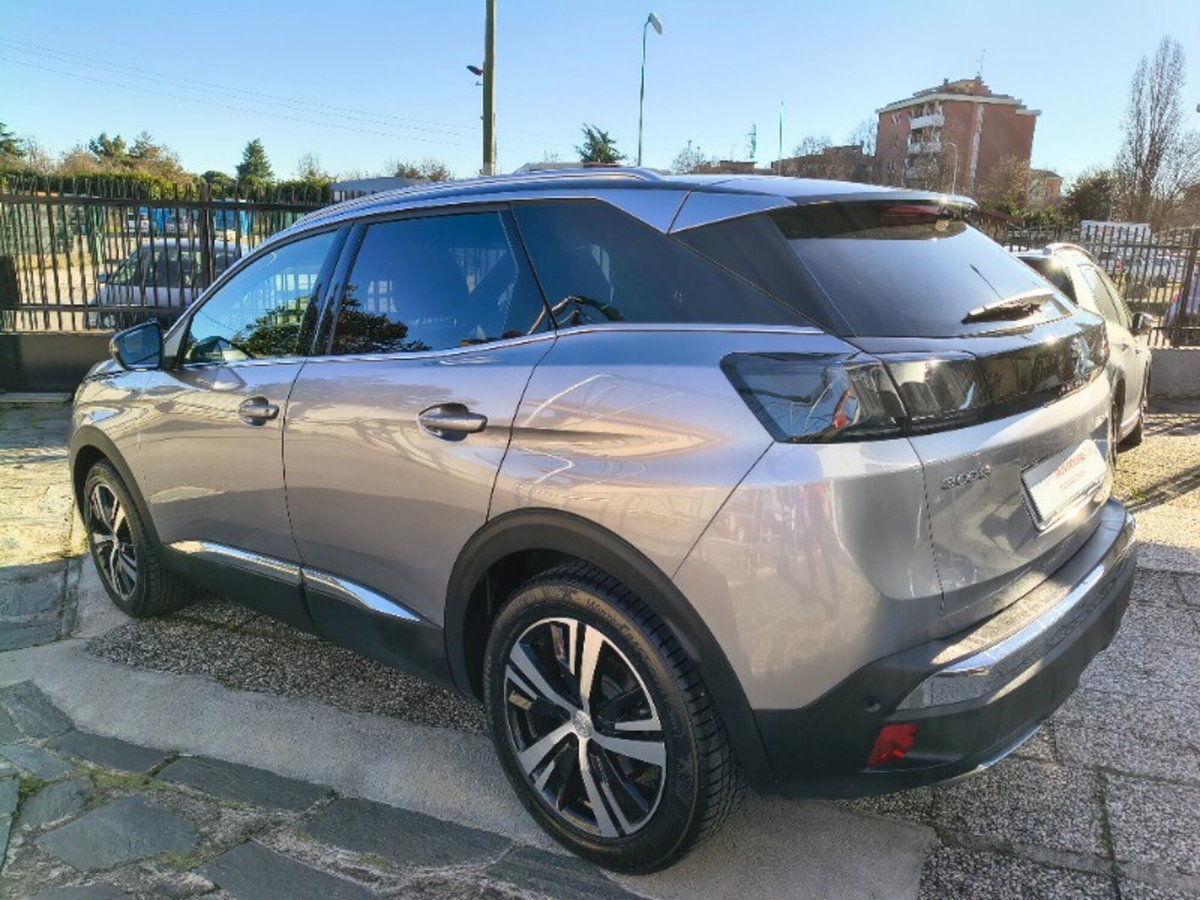 Peugeot 3008 BlueHDi 130 S&S EAT8 GT (6)