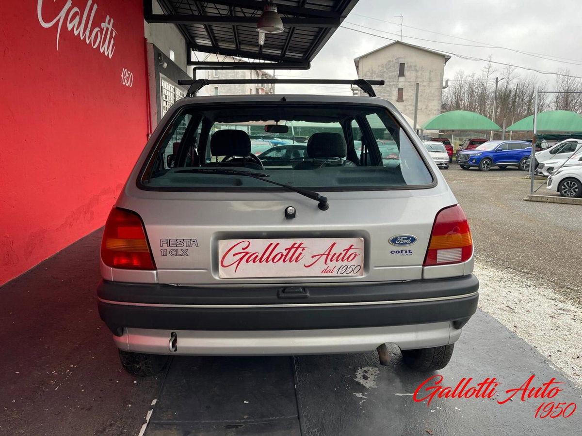 Ford Fiesta 1.1 5 porte SX (7)