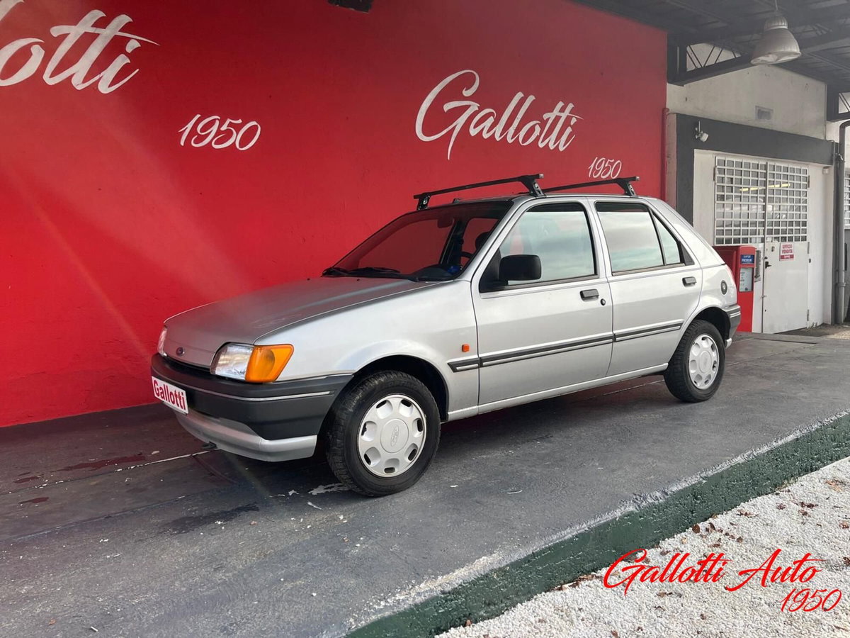 Ford Fiesta 1.1 5 porte SX (8)