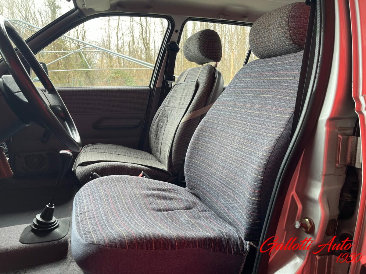 Ford Fiesta 1.1 5 porte SX (9)