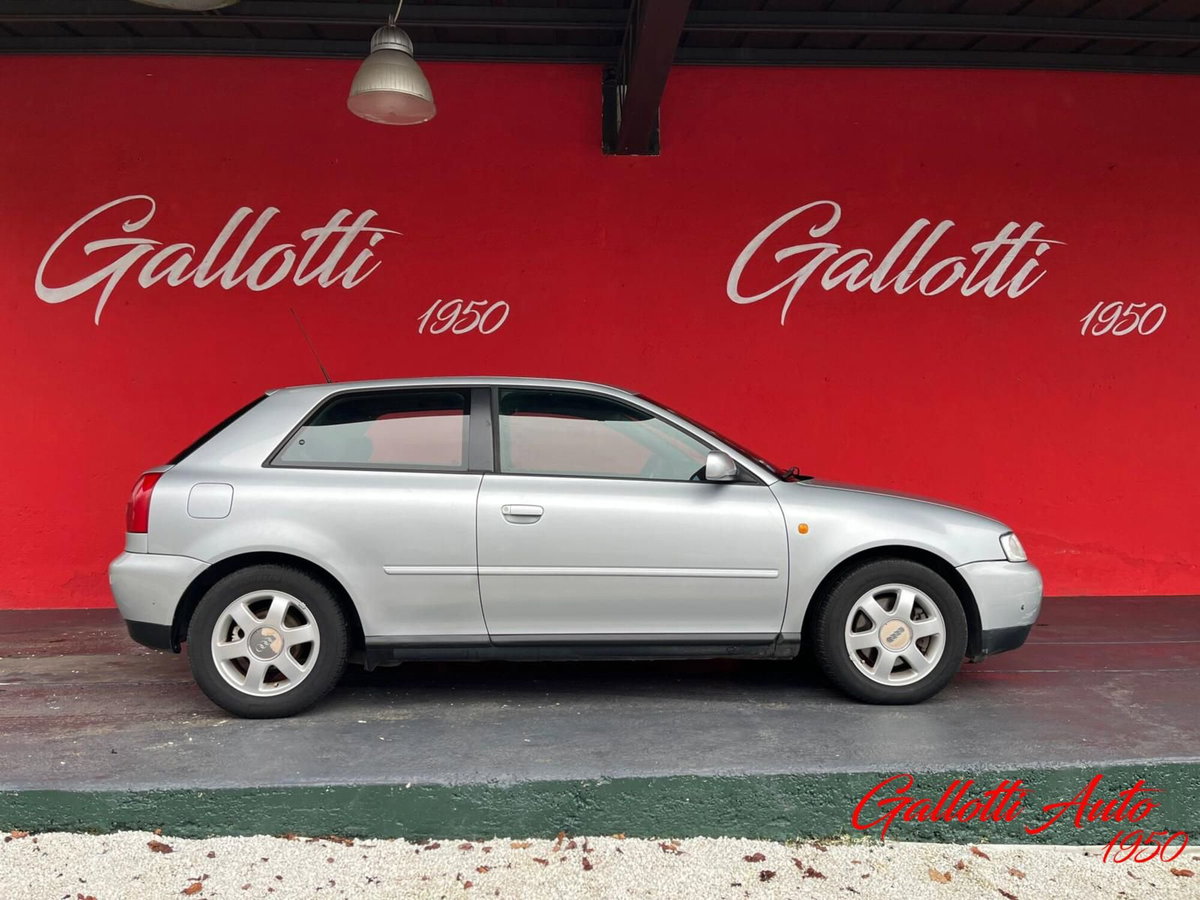 Audi A3 1.8 turbo 20V cat 3p. Ambiente (7)