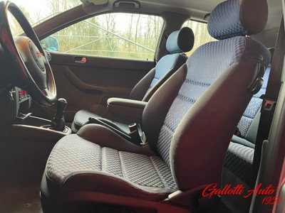 Audi A3 1.8 turbo 20V cat 3p. Ambiente (8)