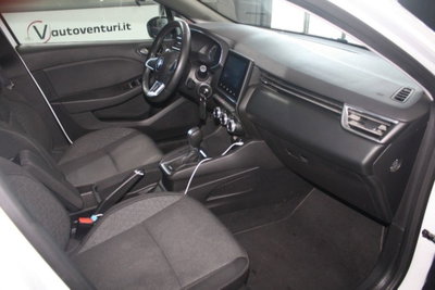 Renault Clio Full Hybrid E-Tech 140 CV 5 porte Zen (7)