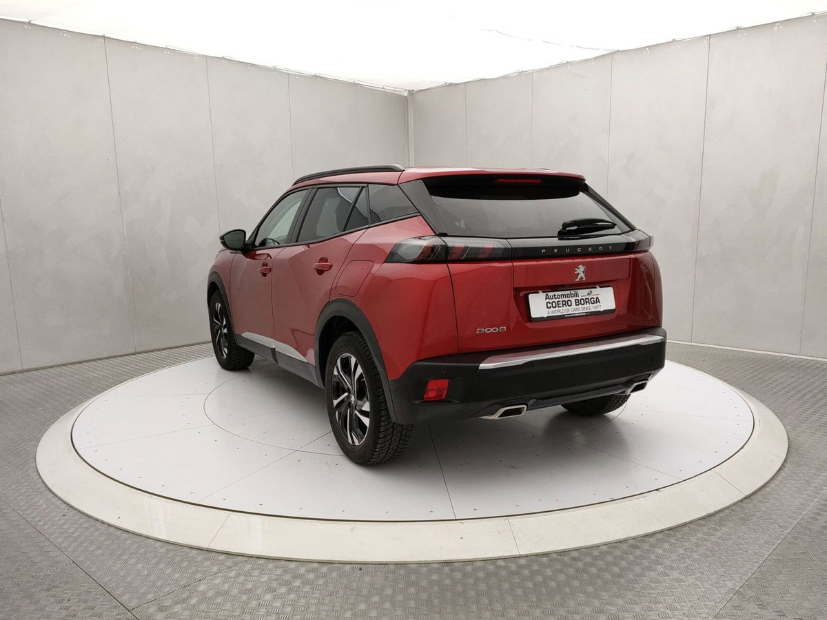Peugeot 2008 PureTech 130 S&S EAT8 Allure Pack (6)