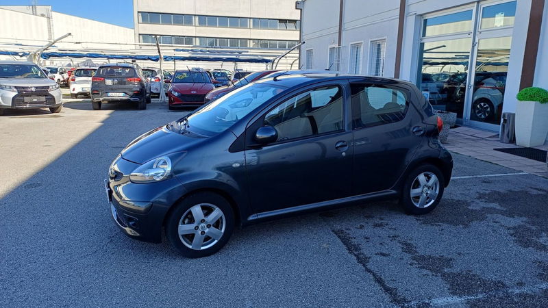 Toyota Aygo 1.0 12V VVT-i 5 porte Sol