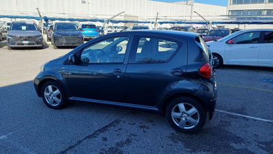 Toyota Aygo 1.0 12V VVT-i 5 porte Sol (3)