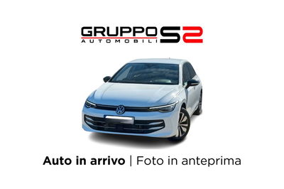 Volkswagen Golf 1.0 eTSI EVO DSG Life usata