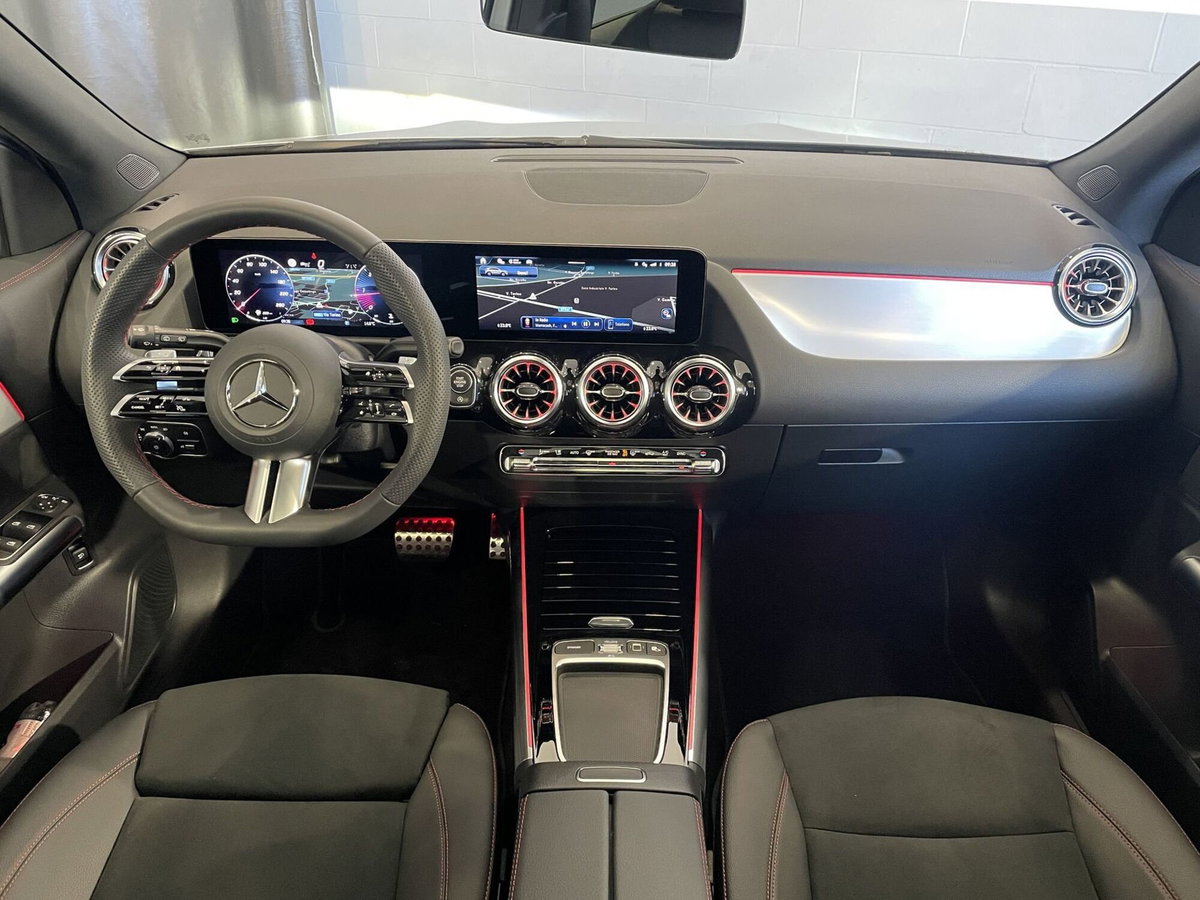 Mercedes-Benz GLA SUV 200 d AMG Line Premium Plus 4matic auto (14)