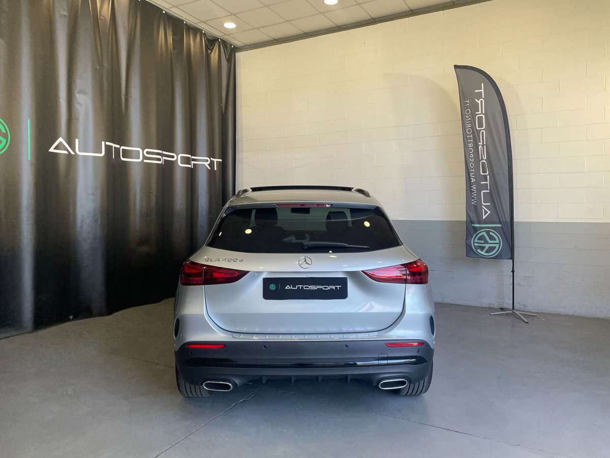 Mercedes-Benz GLA SUV 200 d AMG Line Premium Plus 4matic auto (5)