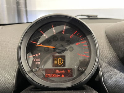 MINI Mini 1.5 Cooper D (15)