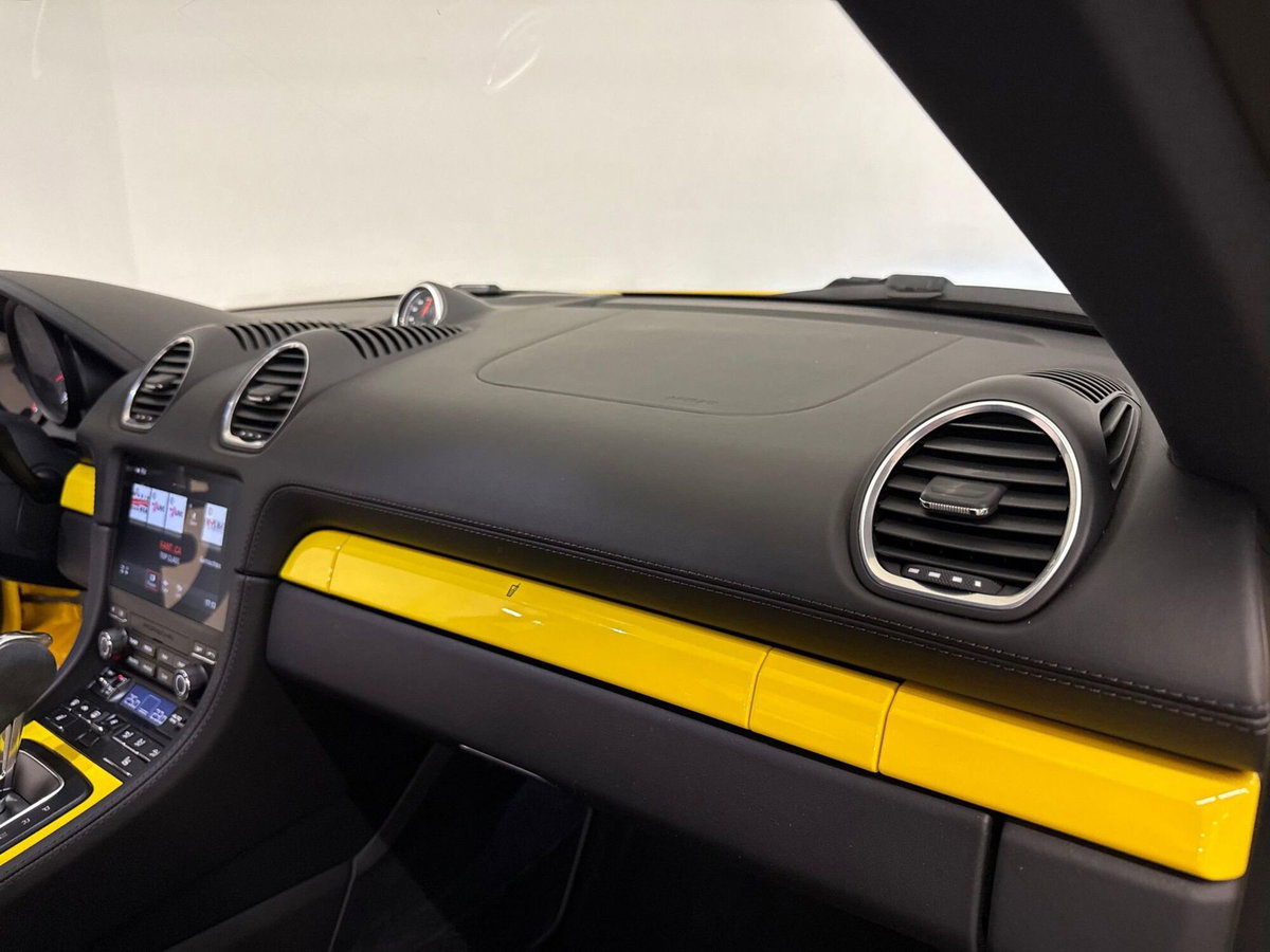 Porsche 718 Cayman  Cayman 2.0 Style Edition 300cv (9)