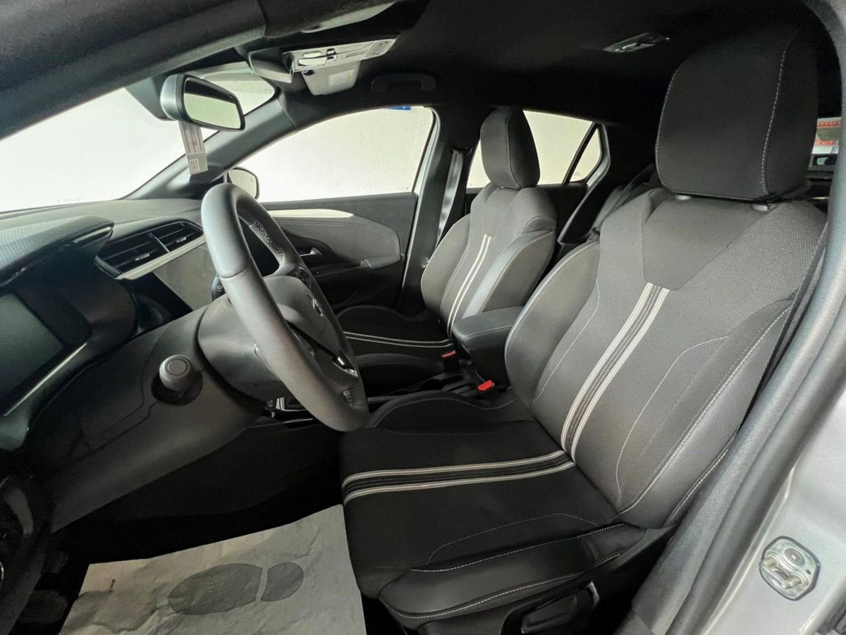 Opel Corsa 1.2 100 CV GS Line (10)