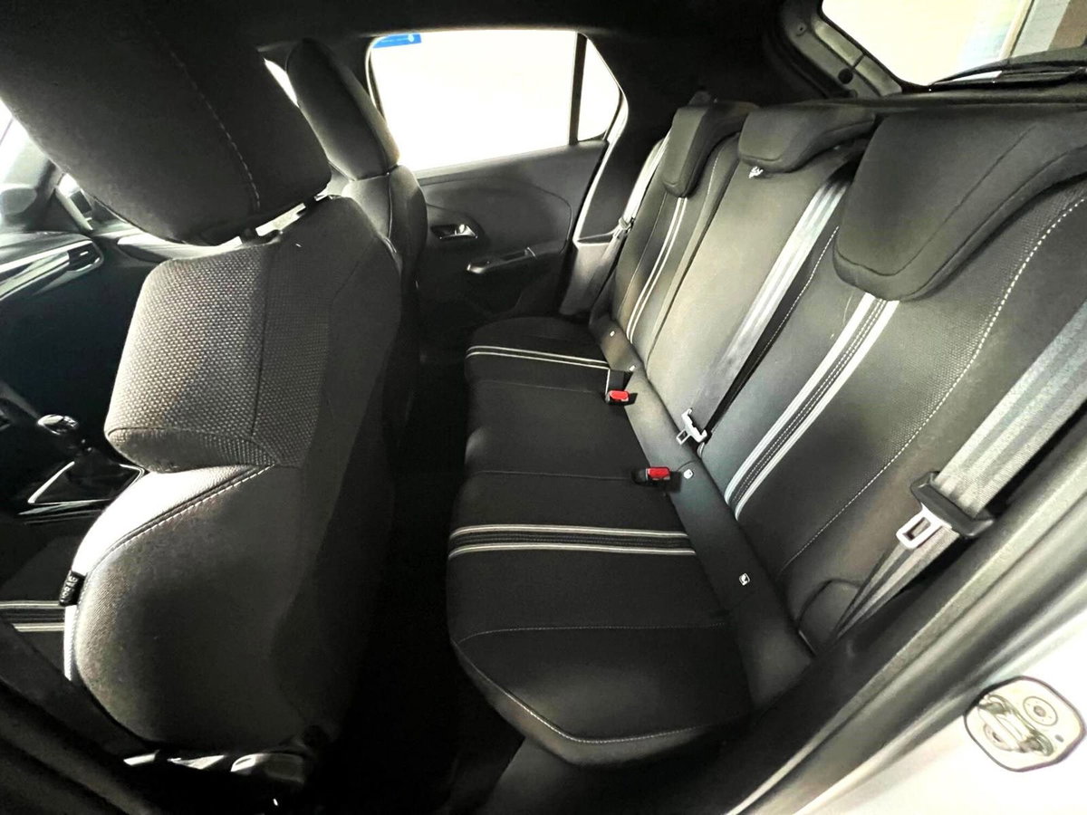 Opel Corsa 1.2 100 CV GS Line (16)