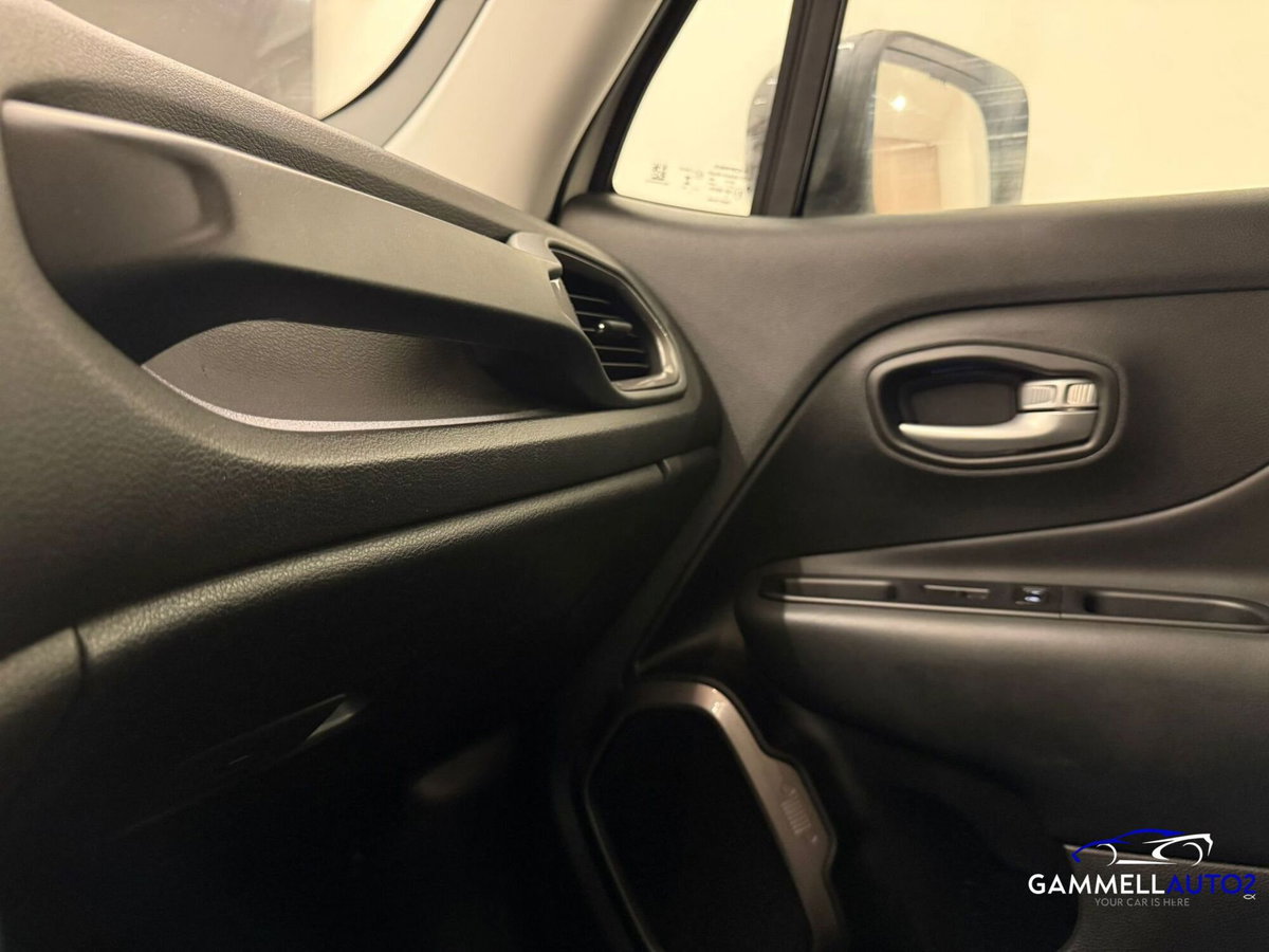 Jeep Renegade 1.6 Mjt 130 CV Limited (17)